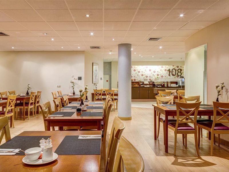 Fletcher Stadshotel Hotel 4*